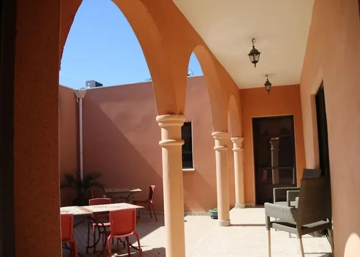 Tiznit, 7 Au Village Naturiste Couple Only Riad Agde